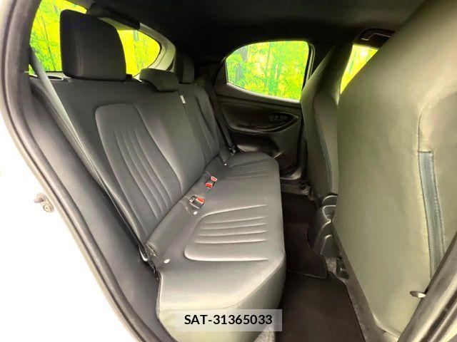 Toyota YARIS 2021-07 8369983-8