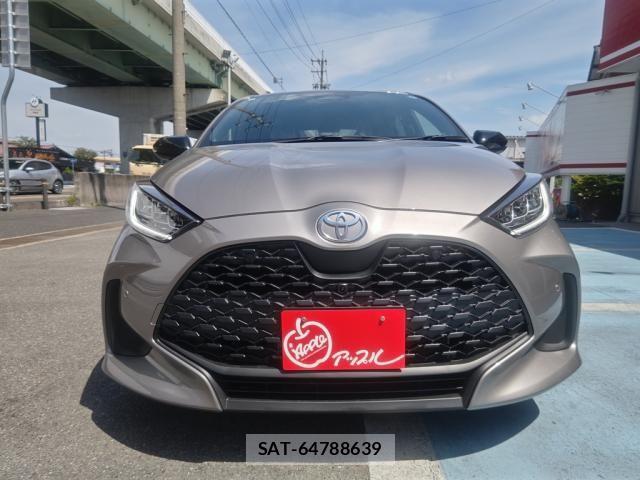 Toyota YARIS 2026-05 8369973-12