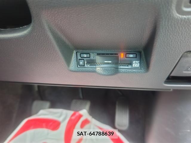 Toyota YARIS 2026-05 8369973-23