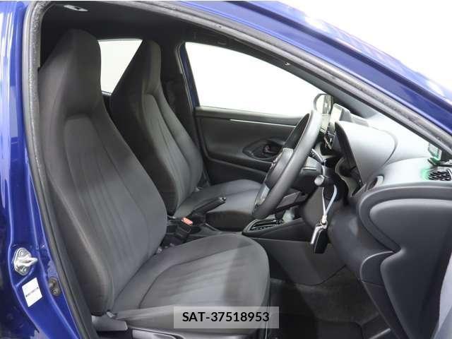 Toyota YARIS 2020-10 8369988-9