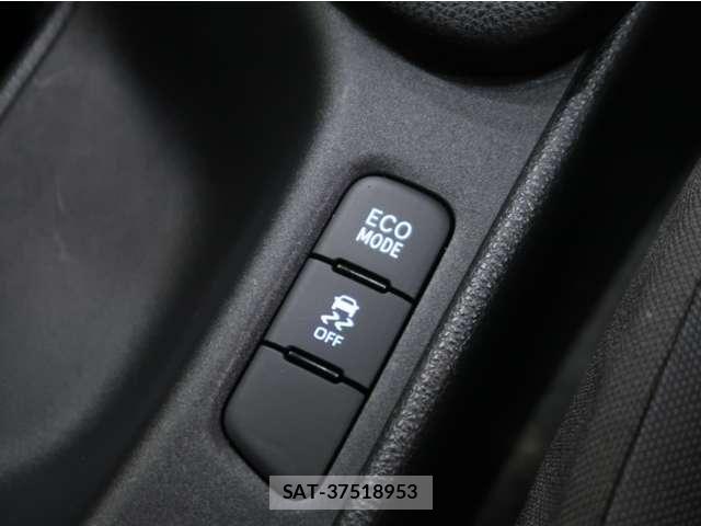 Toyota YARIS 2020-10 8369988-24