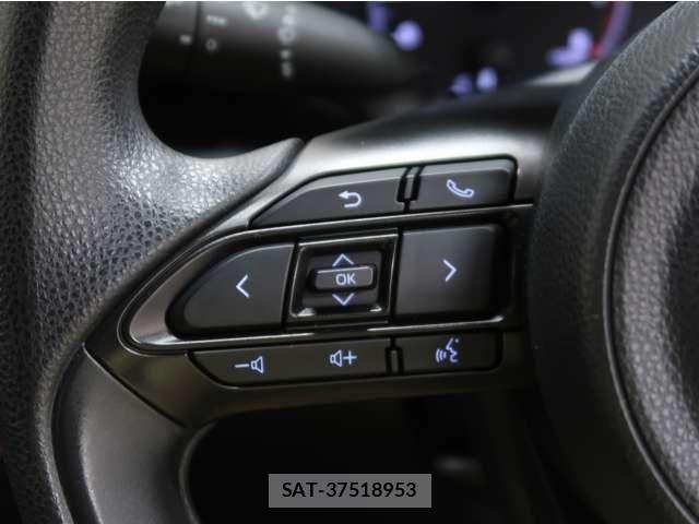 Toyota YARIS 2020-10 8369988-25