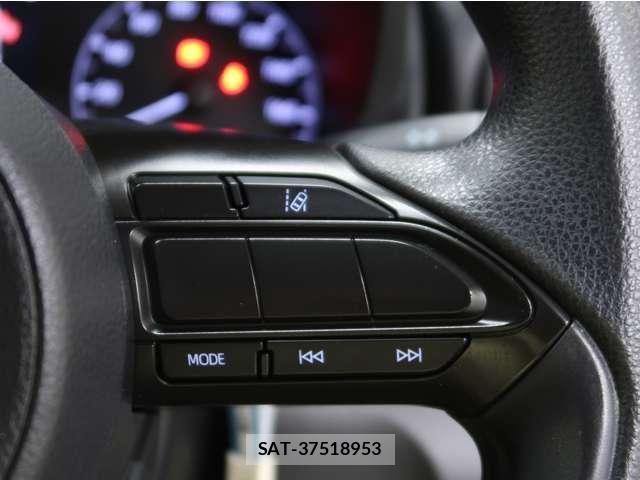 Toyota YARIS 2020-10 8369988-26