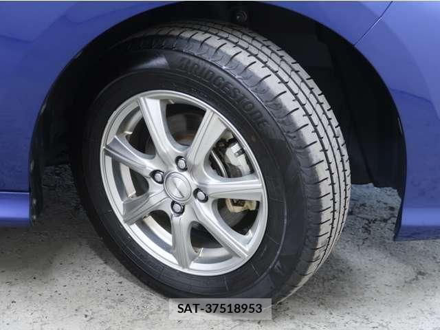Toyota YARIS 2020-10 8369988-7