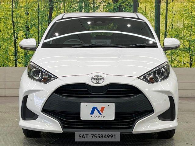 Toyota YARIS 2021-08 8369984-13