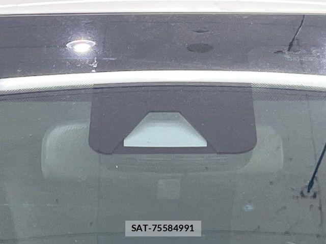 Toyota YARIS 2021-08 8369984-6