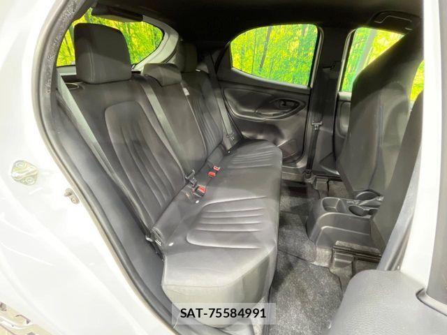 Toyota YARIS 2021-08 8369984-8