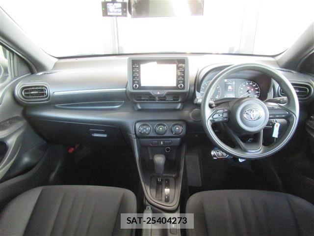 Toyota YARIS 2020-03 8369981-4