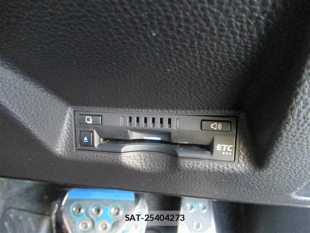 Toyota YARIS 2020-03 8369981-8