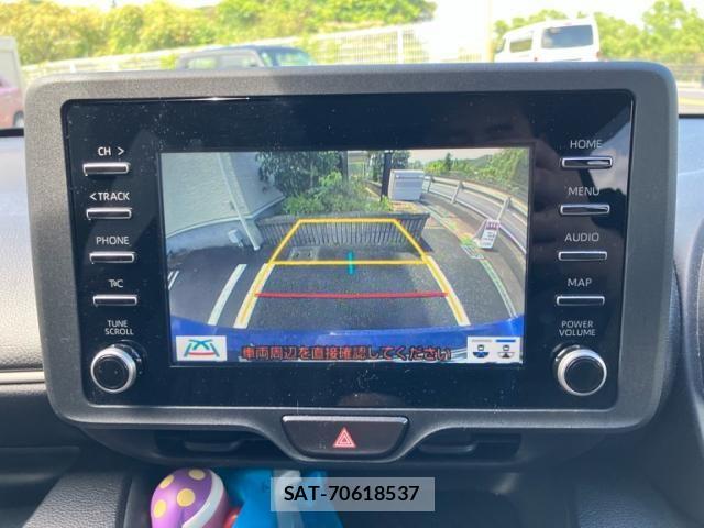 Toyota YARIS 2023-08 8369982-16