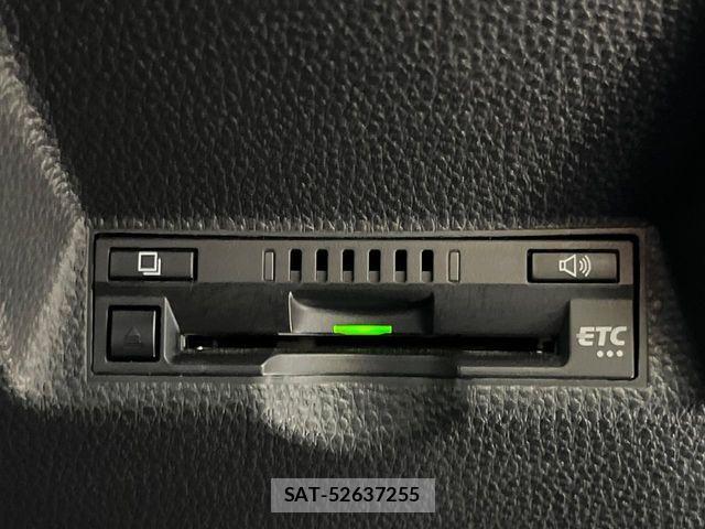 Toyota YARIS 2021-07 8369985-6