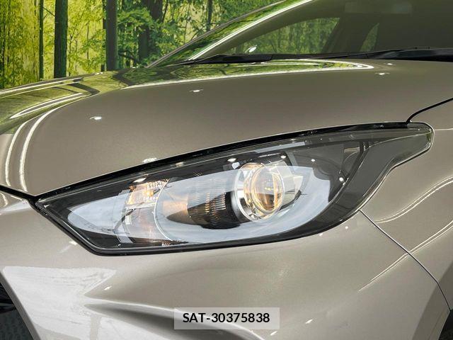 Toyota YARIS 2023-07 8369980-11