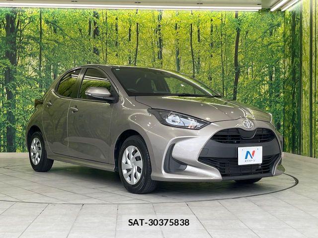 Toyota YARIS 2023-07 8369980-14