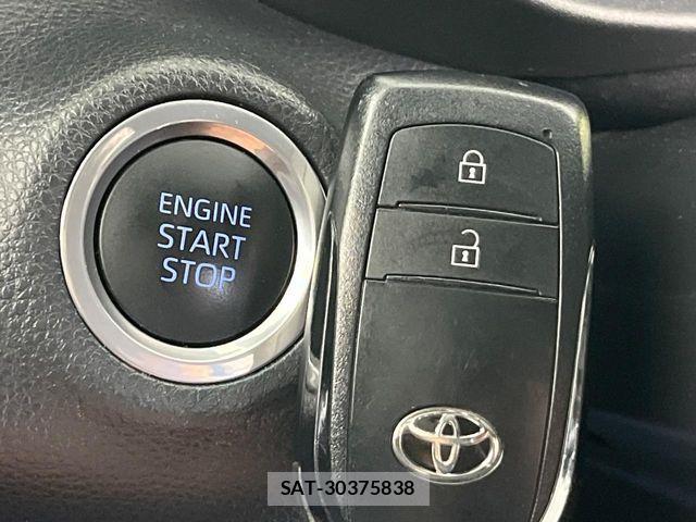 Toyota YARIS 2023-07 8369980-6