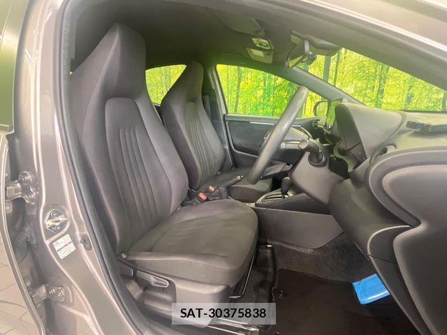 Toyota YARIS 2023-07 8369980-7