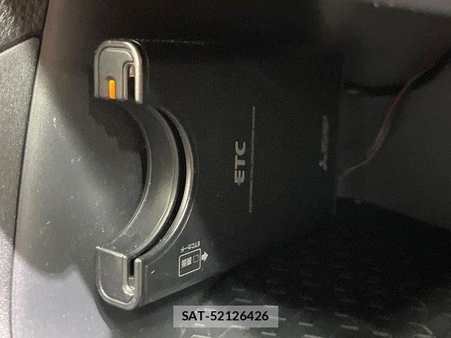 Toyota YARIS 2020-07 8369979-4