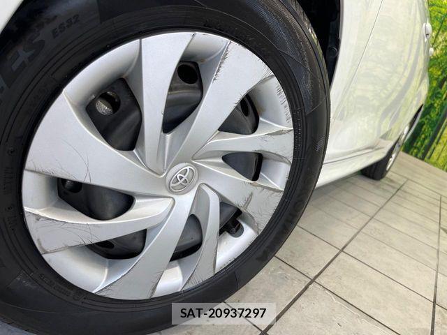 Toyota YARIS 2023-07 8369978-12