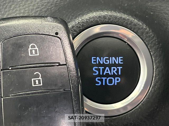Toyota YARIS 2023-07 8369978-6