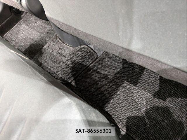 Toyota YARIS 2024-01 8369976-15