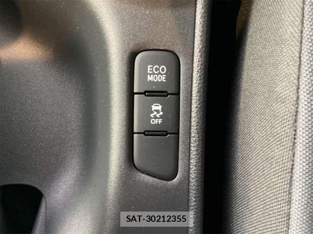 Toyota YARIS 2025-02 8369974-12