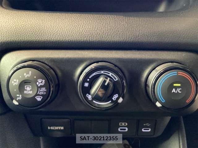 Toyota YARIS 2025-02 8369974-7