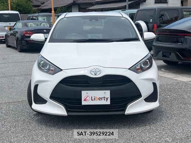 Toyota YARIS 2021-09 8372428-12