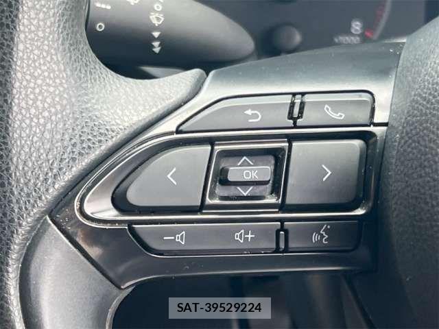 Toyota YARIS 2021-09 8372428-8