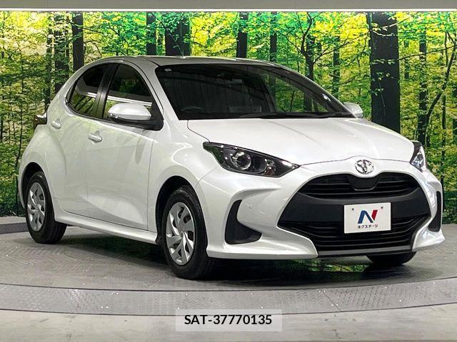 Toyota YARIS 2023-07 8372426-15