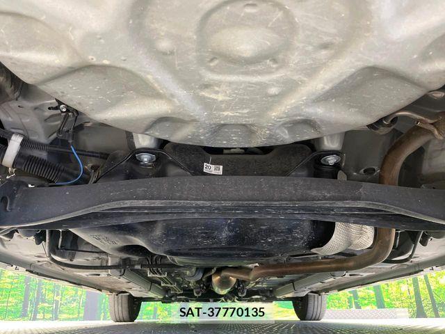 Toyota YARIS 2023-07 8372426-18