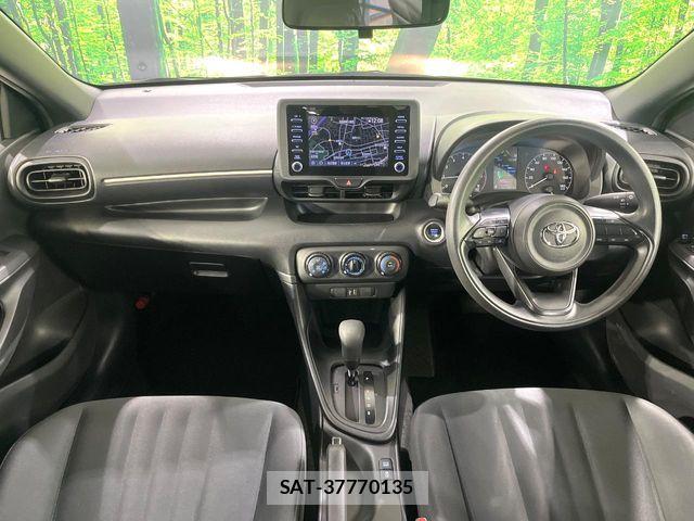 Toyota YARIS 2023-07 8372426-4