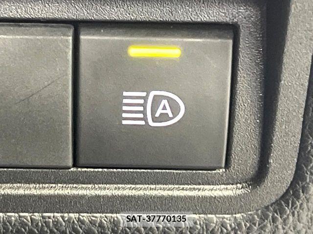 Toyota YARIS 2023-07 8372426-5