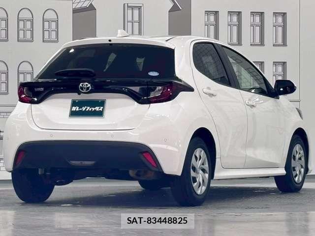 Toyota YARIS 2020-07 8372427-8
