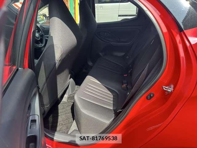 Toyota YARIS 2024-10 8416062-5
