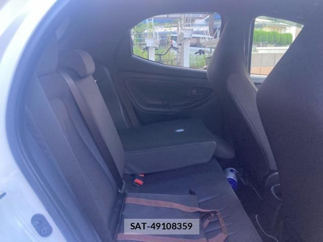 Toyota YARIS 2026-07 8416061-11