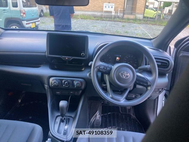 Toyota YARIS 2026-07 8416061-12