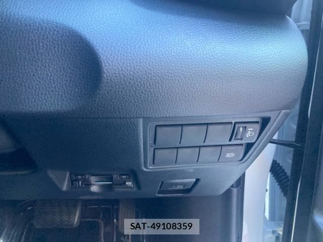 Toyota YARIS 2026-07 8416061-17