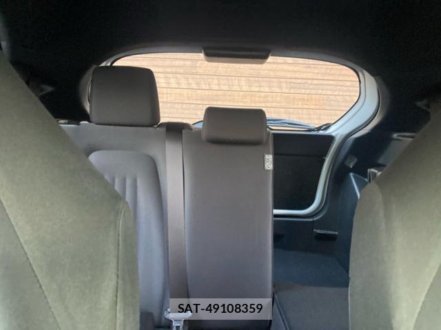 Toyota YARIS 2026-07 8416061-24