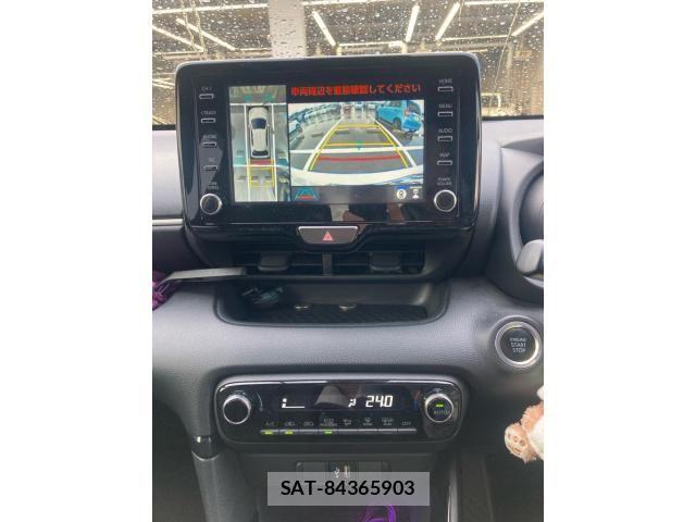 Toyota YARIS 2022-02 8416065-18