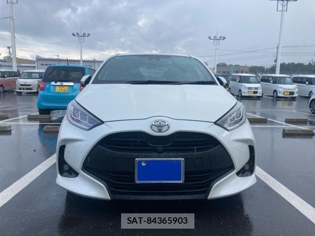 Toyota YARIS 2022-02 8416065-1