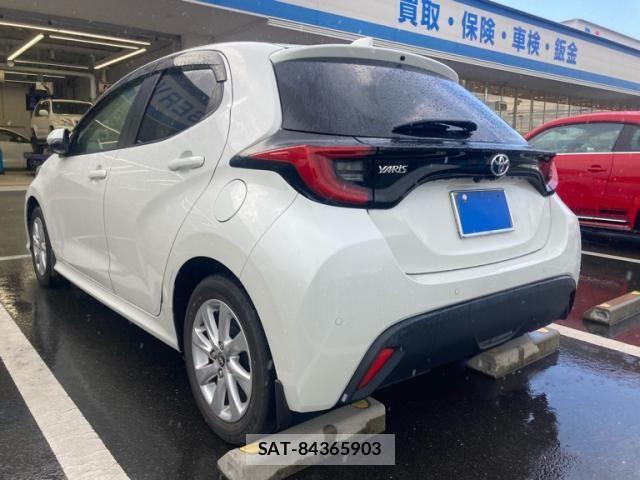 Toyota YARIS 2022-02 8416065-4