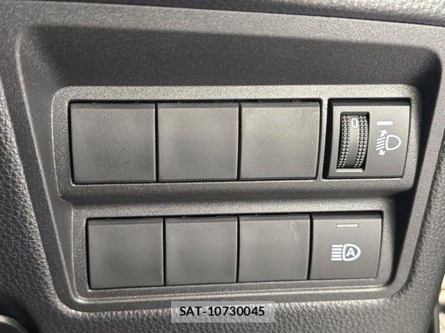 Toyota YARIS 2022-01 8416064-16