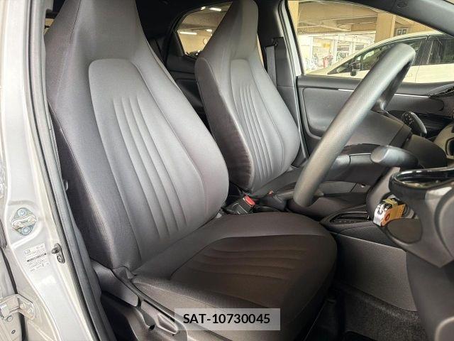 Toyota YARIS 2022-01 8416064-17