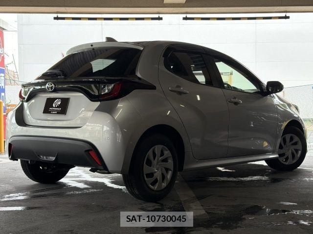 Toyota YARIS 2022-01 8416064-28