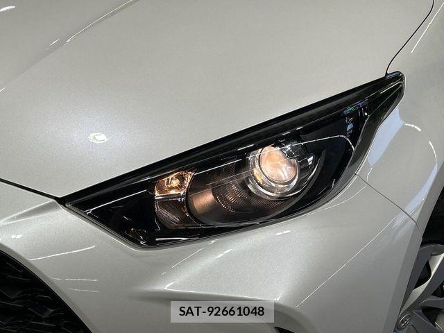 Toyota YARIS 2024-06 8439176-11