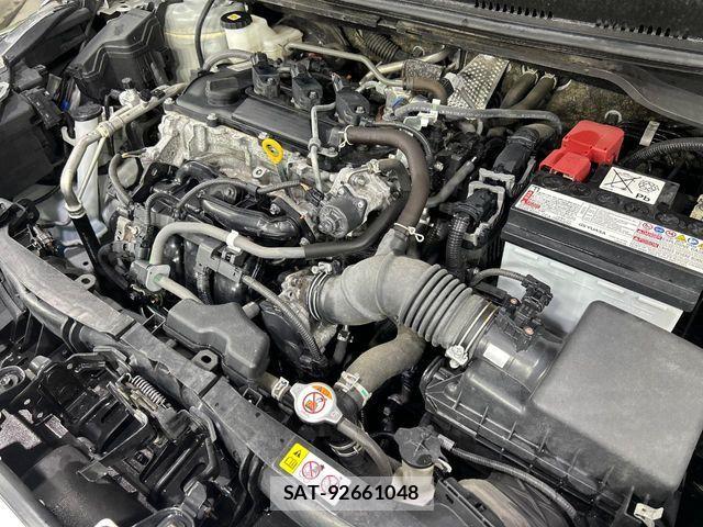 Toyota YARIS 2024-06 8439176-17