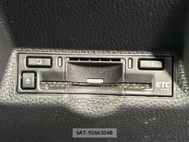Toyota YARIS 2024-06 8439176-7
