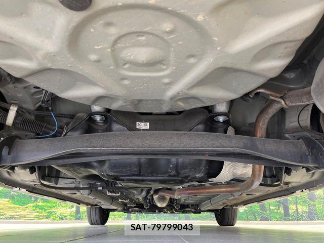 Toyota YARIS 2020-07 8439177-18