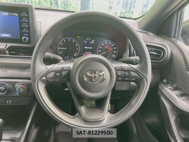 Toyota YARIS 2021-06 8439175-10