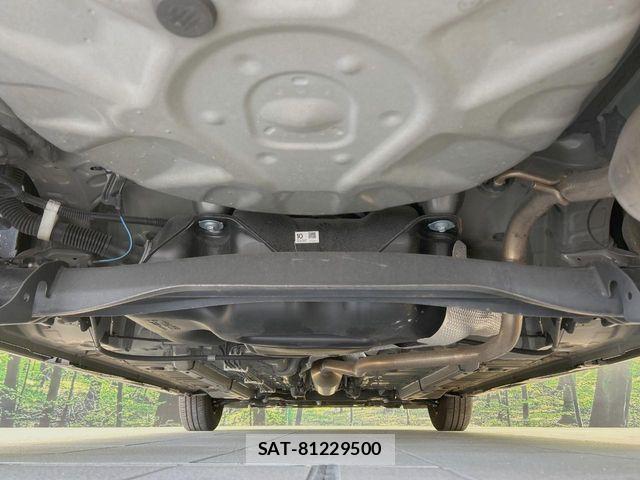 Toyota YARIS 2021-06 8439175-18