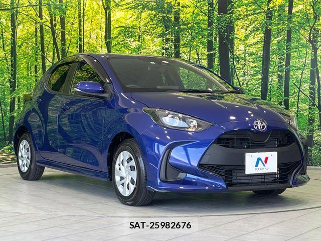 Toyota YARIS 2023-06 8439172-15